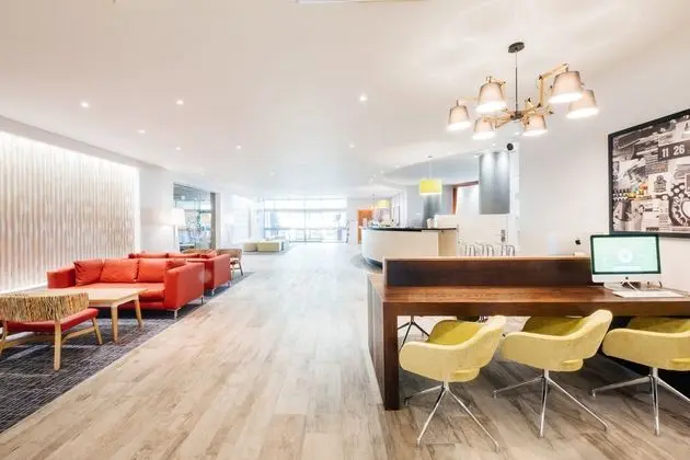 Holiday Inn Coventry M6 J2 - Lobi