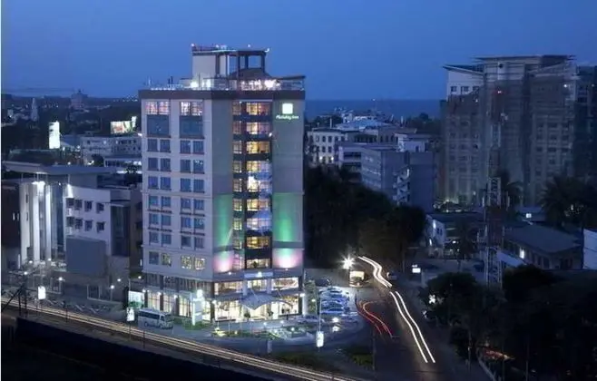 Holiday Inn Dar Es Salaam
