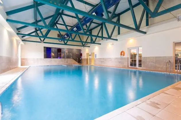 Holiday Inn Darlington - A1 Scotch Corner - Havuz