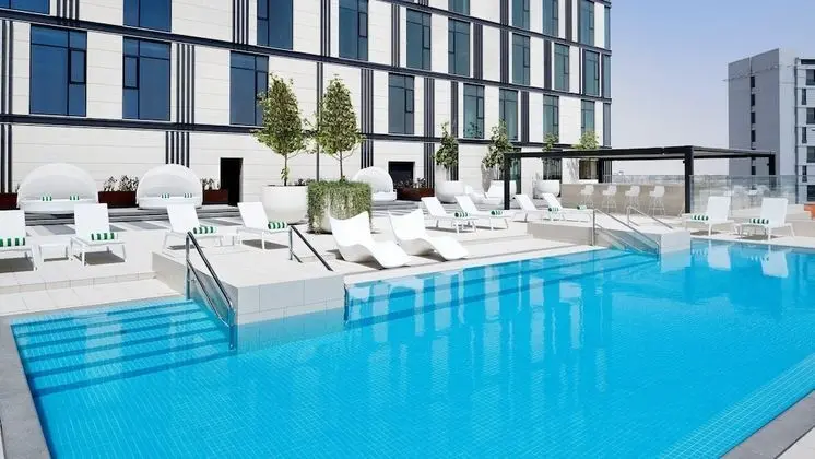 Holiday Inn Dubai Al-Maktoum Airport, an IHG Hotel