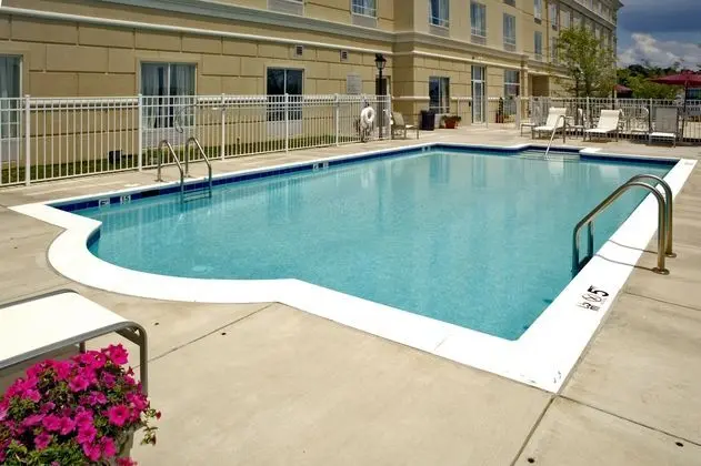 Holiday Inn Dumfries - Quantico Center
