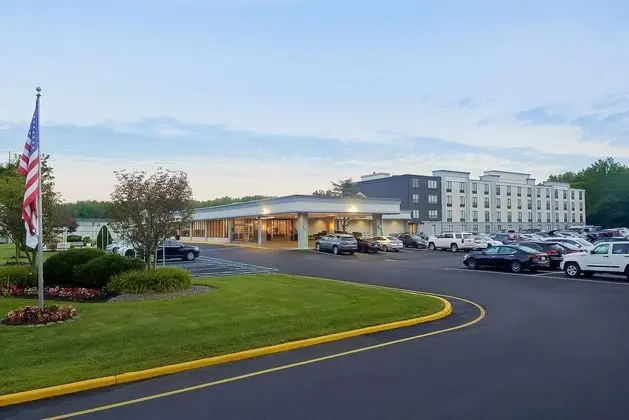 Holiday Inn East Windsor Cranbury Area