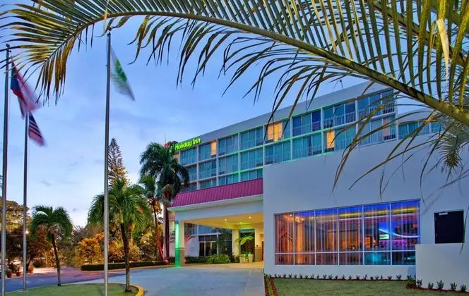 Holiday Inn & El Tropical Casino Mayaguez