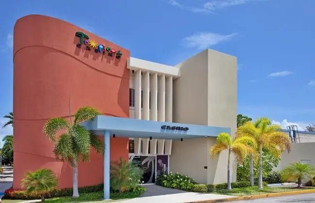 Holiday Inn & El Tropical Casino Ponce