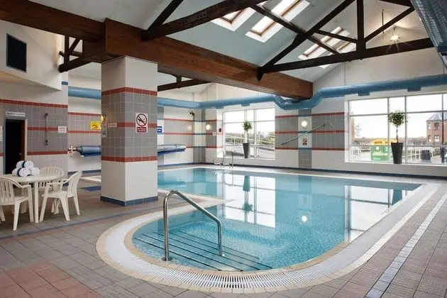 Holiday Inn Ellesmere Port, an IHG Hotel - Havuz