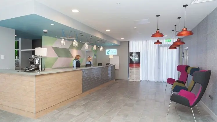 Holiday Inn Express Aberdeen Airport - Dış Mekan
