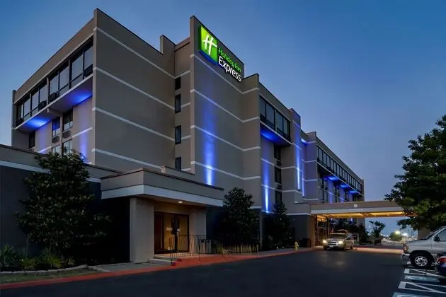 Holiday Inn Express Aberdeen - Chesapeake House