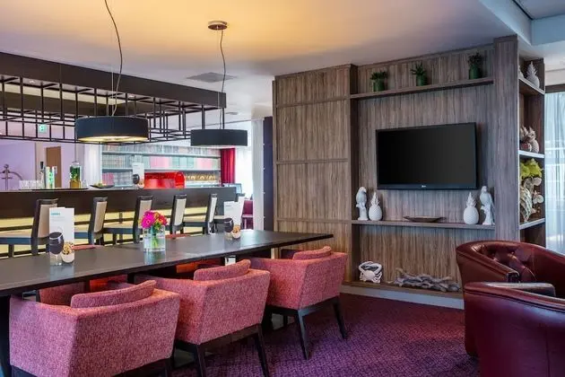Holiday Inn Express Amsterdam - Sloterdijk Station, an IHG Hotel - Dış Mekan