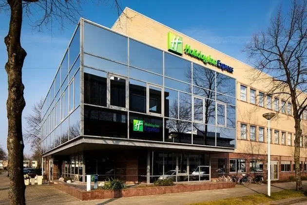 Holiday Inn Express Amsterdam - South, an IHG Hotel