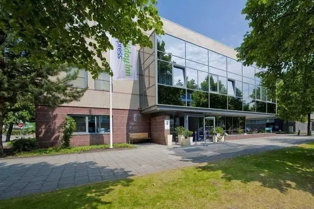 Holiday Inn Express Amsterdam - South, an IHG Hotel - Genel
