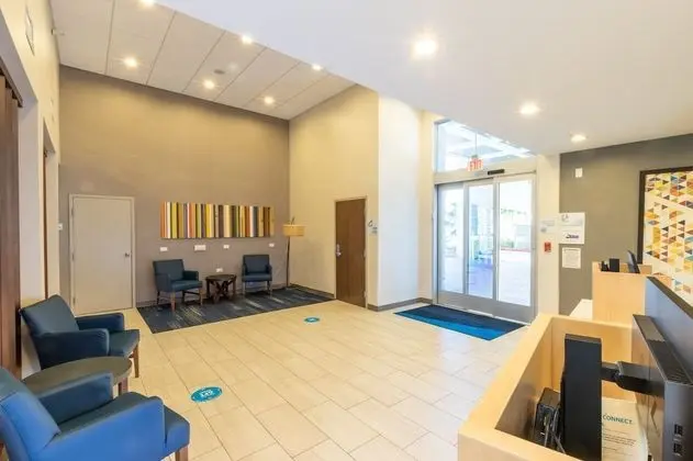 Holiday Inn Express Anaheim West, an IHG Hotel - Lobi