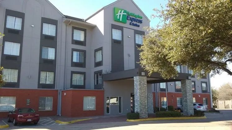 Holiday Inn Express and Suites Dallas Park Central - Genel