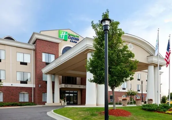 Holiday Inn Express and Suites Pell City - Genel