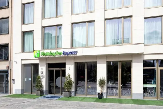 Holiday Inn Express Antwerp City Centre, an IHG Hotel - Dış Mekan