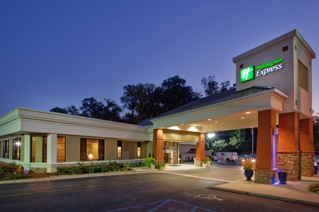Holiday Inn Express Athens University Area