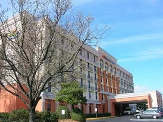Holiday Inn Express Atlanta Airport