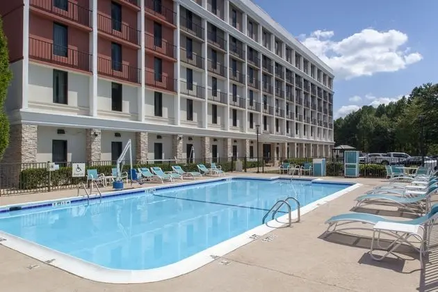 Holiday Inn Express Atlanta Airport - Havuz