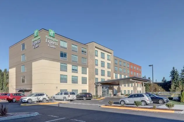 HOLIDAY INN EXPRESS AUBURN DOWNTOWN