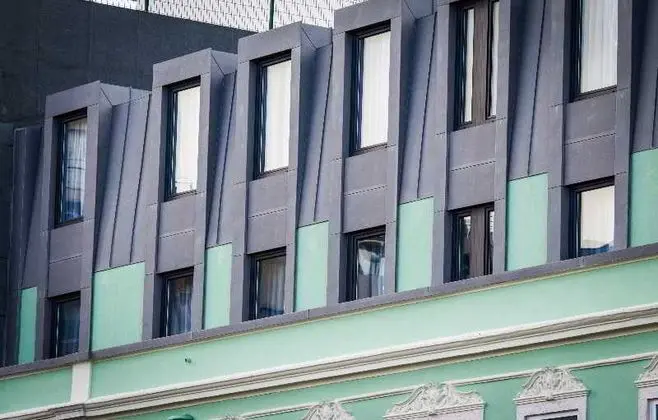 Holiday Inn Express Av.Liberdade