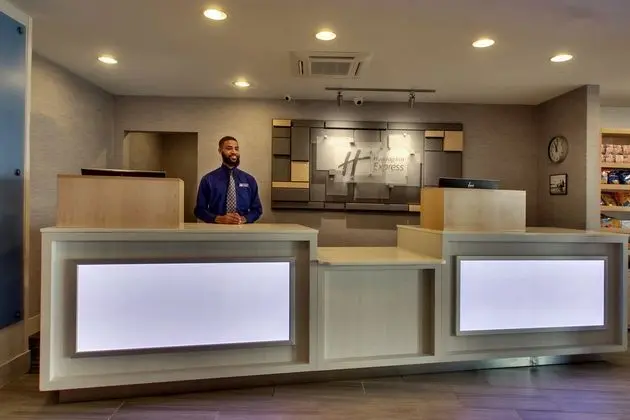 Holiday Inn Express Baltimore - BWI Airport West - Dış Mekan