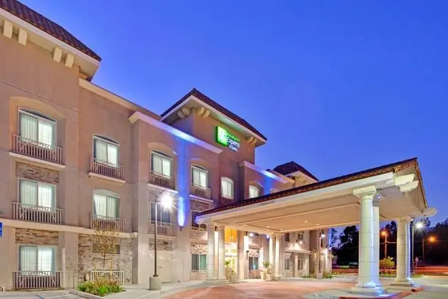 Holiday Inn Express Banning