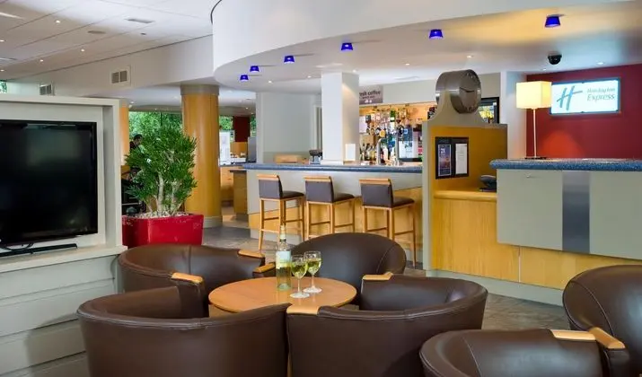 Holiday Inn Express Bath