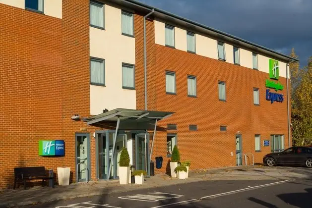 Holiday Inn Express Bedford