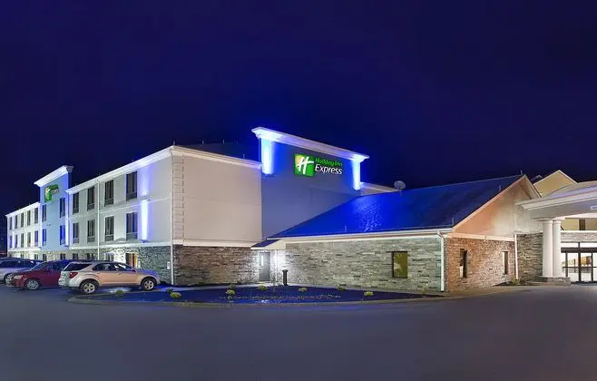 Holiday Inn Express Berea - Genel