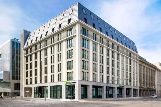 Holiday Inn Express Berlin - Alexanderplatz, an IHG HotelFotoğrafı