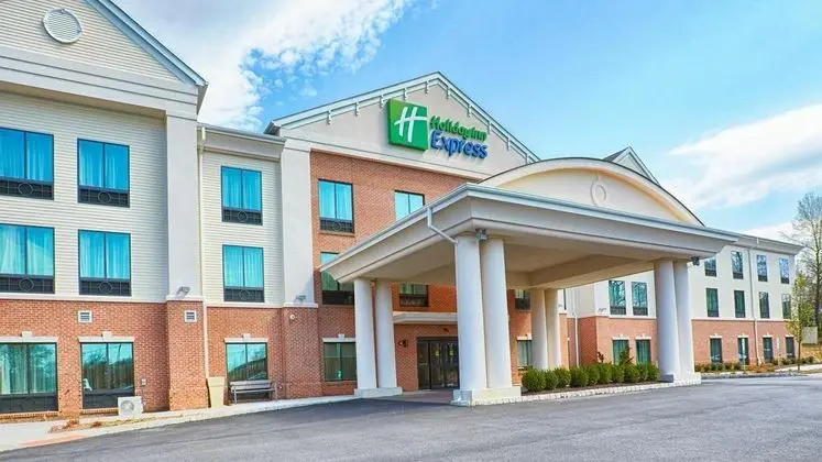 Holiday Inn Express Bordentown - Trenton South