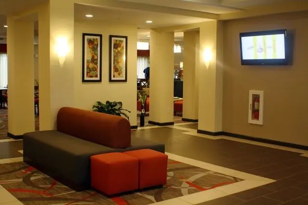 Holiday Inn Express Bradford - Dış Mekan