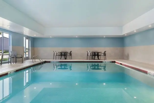 Holiday Inn Express Calhoun South, an IHG Hotel - Havuz