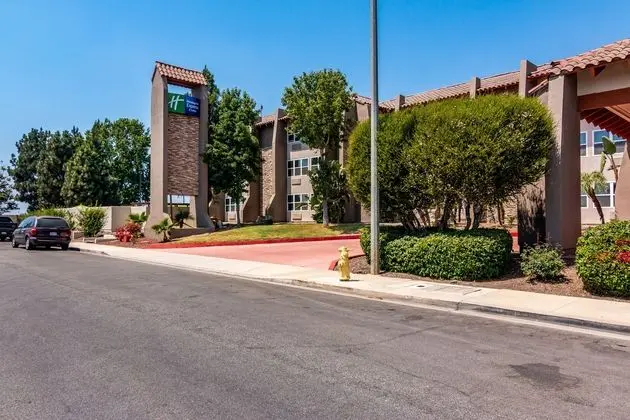 HOLIDAY INN EXPRESS CAMARILLOCAMARILLO