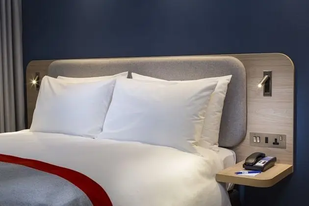 Holiday Inn Express Cambridge West Cambourne, an IHG Hotel - Oda