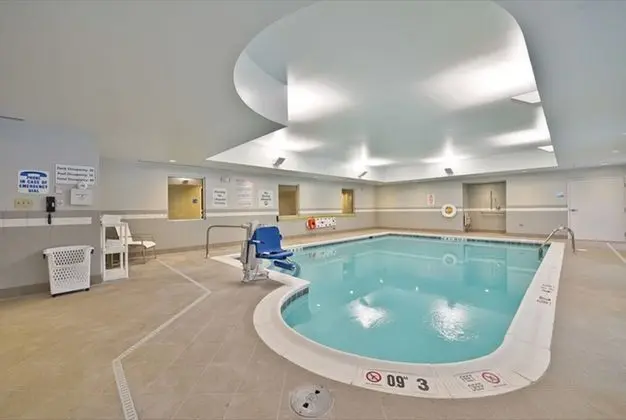 Holiday Inn Express Canandaigua - Finger Lakes - Havuz