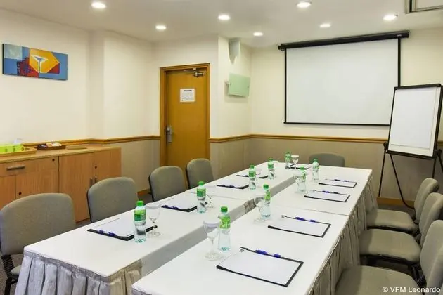 Holiday Inn Express Causeway Bay Hong Kong - İş / Konferans