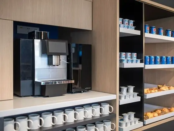 Holiday Inn Express Changchun Jingyue, an IHG Hotel - Yerinde Yemek
