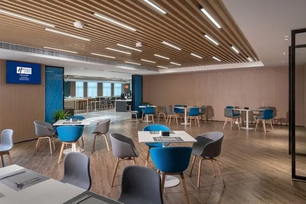 Holiday Inn Express Changsha South Railway Station, an IHG Hotel - Yerinde Yemek