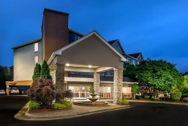 Holiday Inn Express Chapel Hill - Dış Mekan