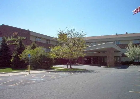 Holiday Inn Express Chicago-Downers Grove