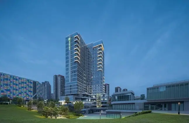 Holiday Inn Express Chongqing Caiyun Lake, an IHG Hotel