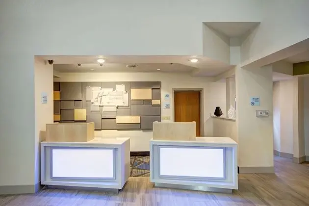Holiday Inn Express Columbus South - Dış Mekan