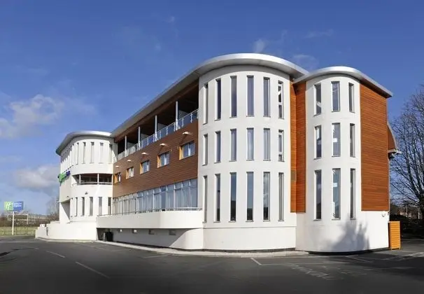 Holiday Inn Express Crewe