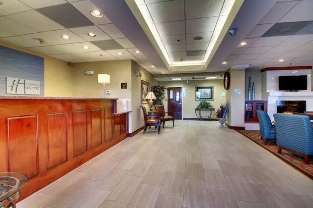 Holiday Inn Express Dahlonega
