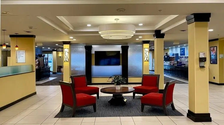 Holiday Inn Express Detroit North - Troy - Dış Mekan