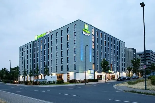 Holiday Inn Express Duesseldorf Airport