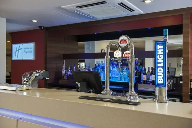 Holiday Inn Express East Midlands Airport