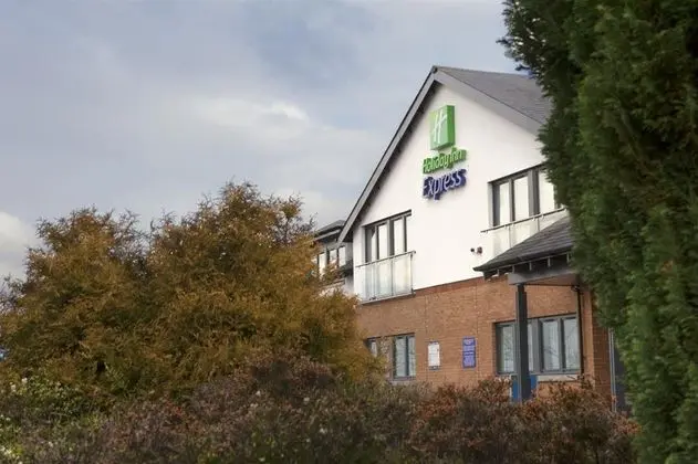 Holiday Inn Express Edinburgh Airport