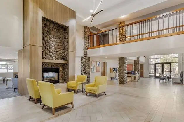 Holiday Inn Express Fallon - Dış Mekan