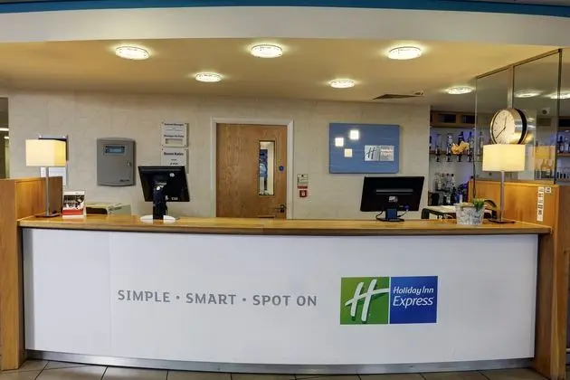 Holiday Inn Express Folkestone - Channel Tunnel - Lobi